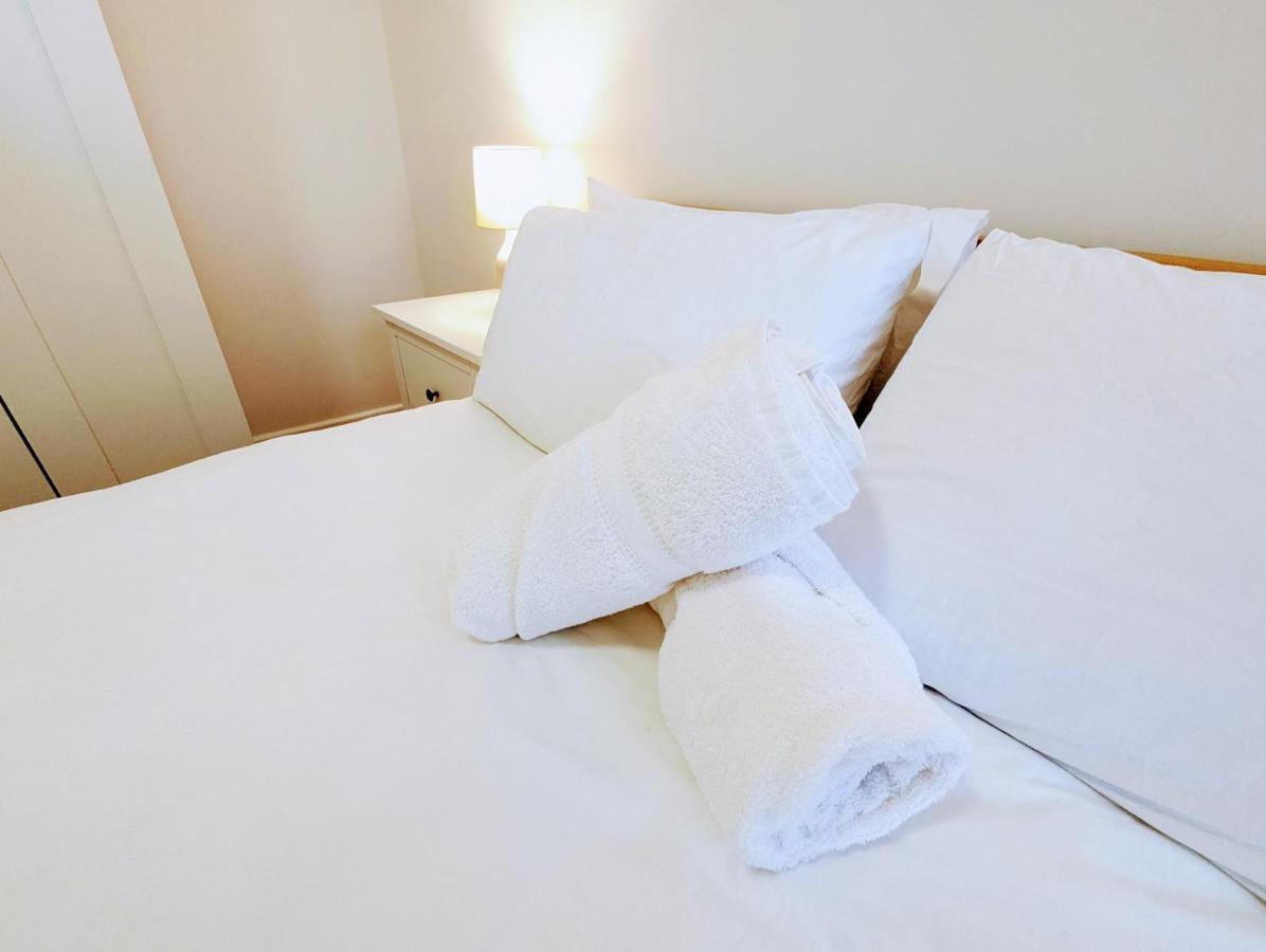 Blossom Holiday Lets - 94 Roseberry Cottages Гисборо Экстерьер фото