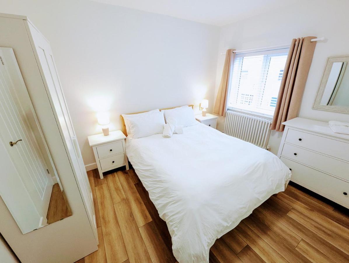 Blossom Holiday Lets - 94 Roseberry Cottages Гисборо Экстерьер фото