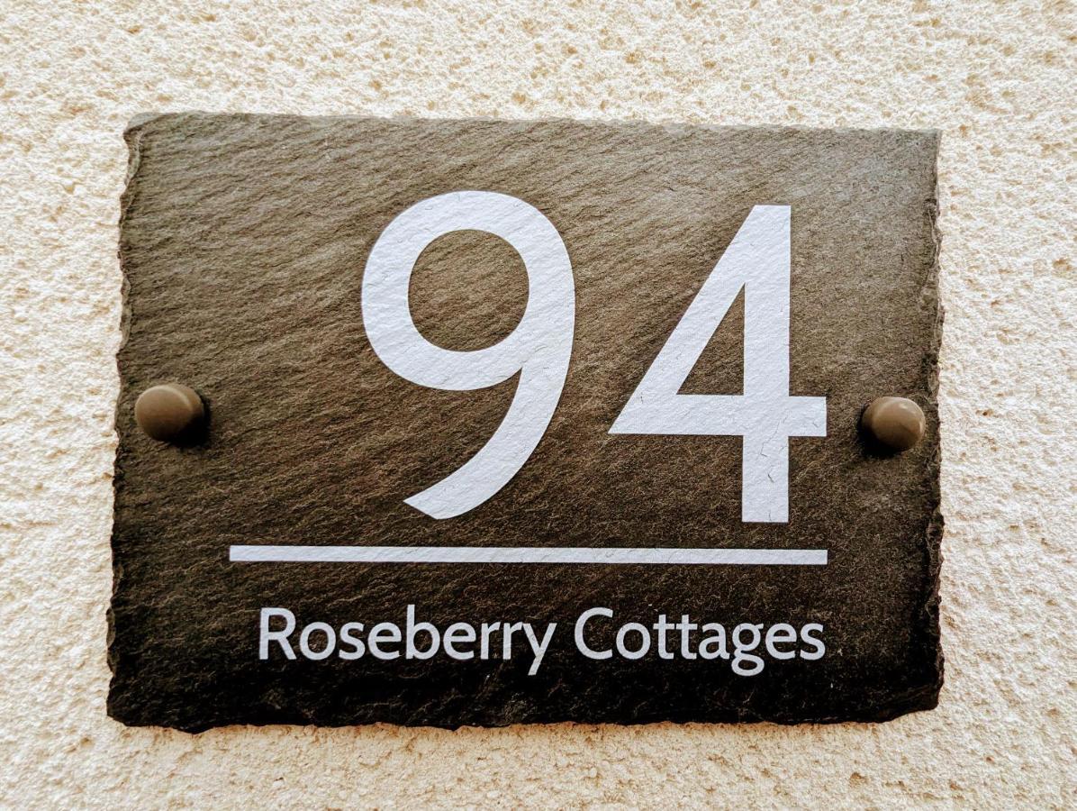Blossom Holiday Lets - 94 Roseberry Cottages Гисборо Экстерьер фото
